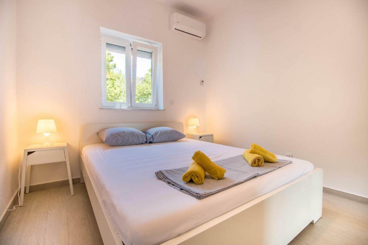 דראמליי Apartments Stella מראה חיצוני תמונה