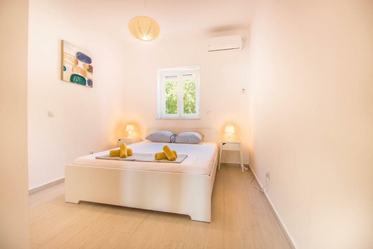 דראמליי Apartments Stella מראה חיצוני תמונה